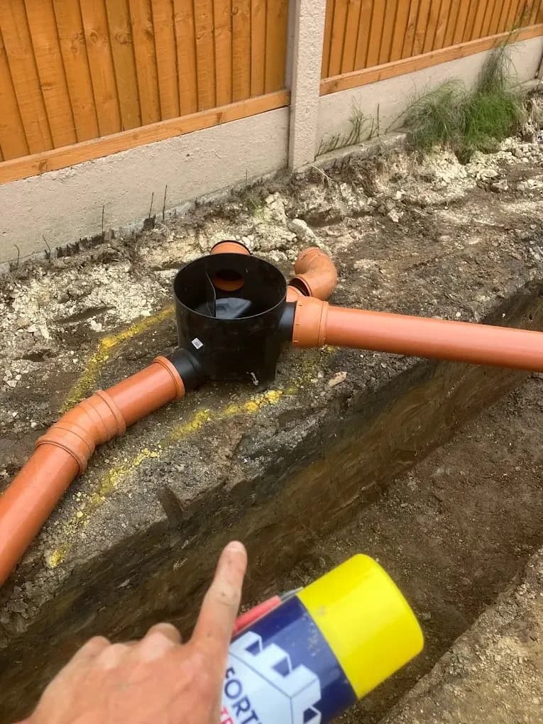 Underground drainage inspection chamber pipework